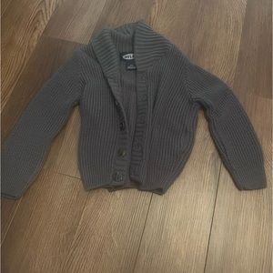 Atlas chunky charcoal gray sweater
